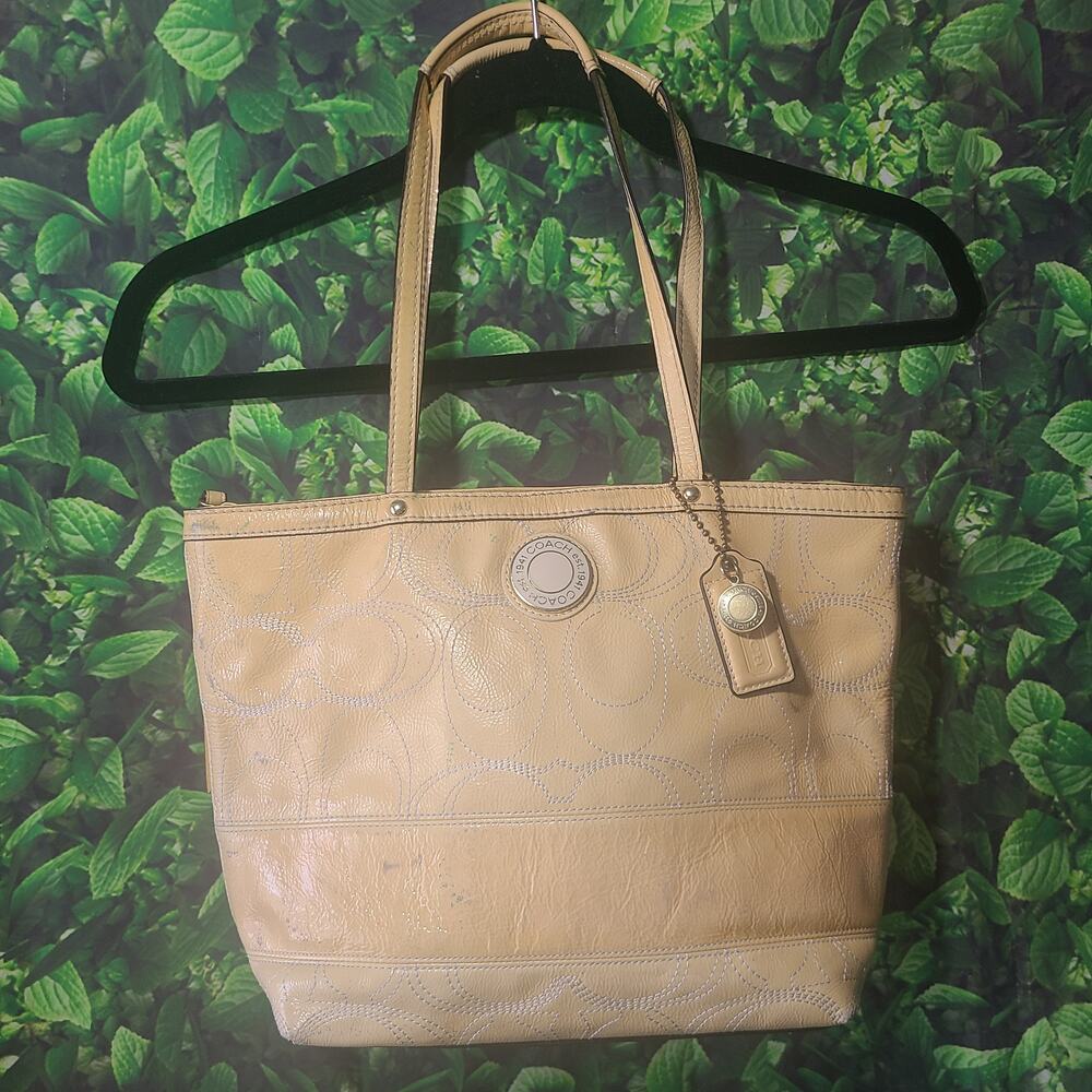 Vintage Coach Patent Leather Signature Tote Shoulder Y2K Bag Cream Yellow Large